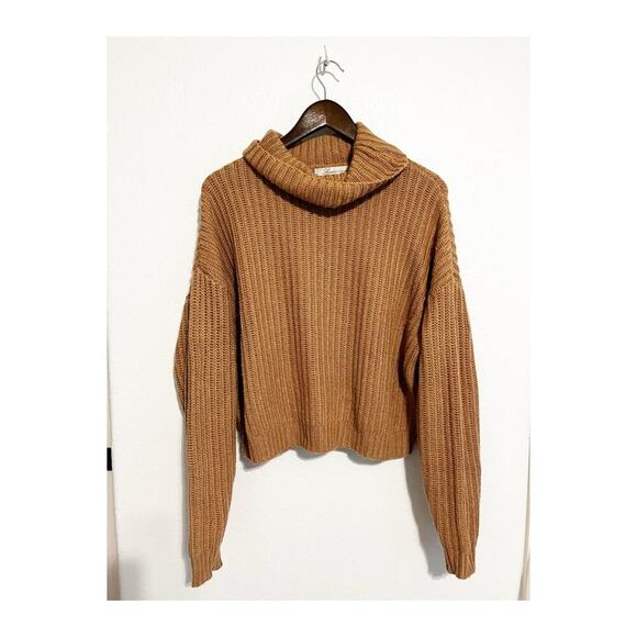 Lovers & Friends Turtleneck Rib Knit Crop Sweater Angora Blend Tan Small - Picture 2 of 6